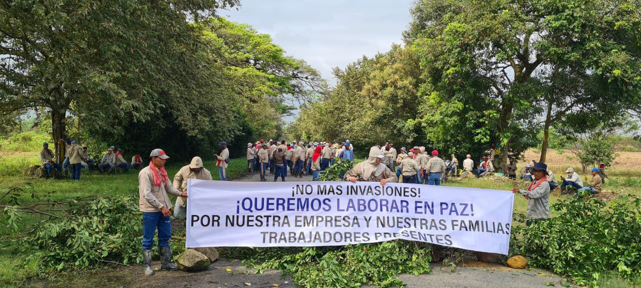 Trabajadores de la hacienda Japio ya habían cuestionado las invasiones.