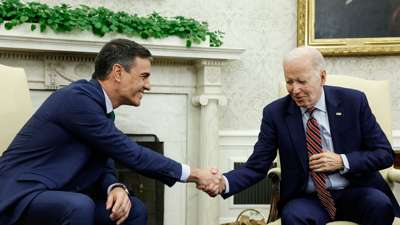 Los dos presidentes se reunieron en la Casa Blanca este viernes. Foto: AFP.