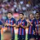 Lewandowski, Raphinha, Christensen, Eric, De Jong y Ferrán durante la presentación de la plantilla en el Trofeo Joan Gamper 2022