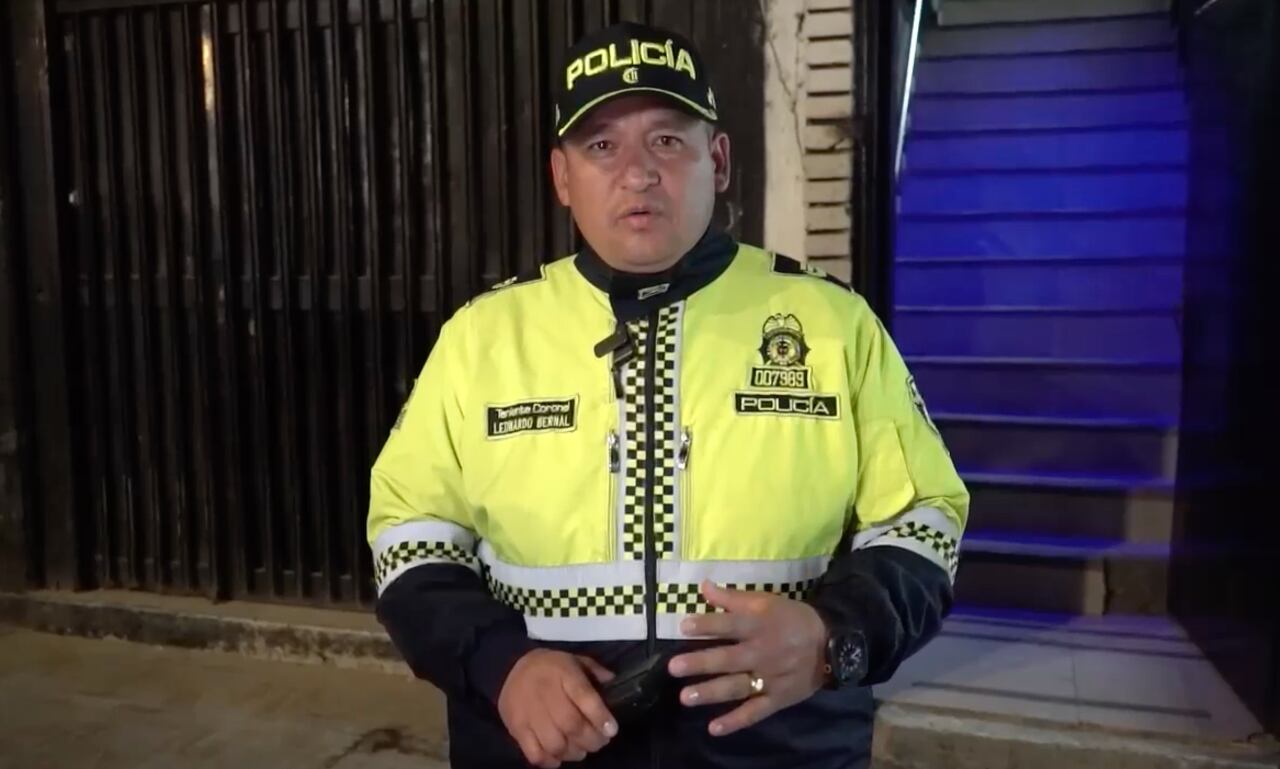 Teniente Coronel, Leonardo Bernal
Comandante Estación de Policía Kennedy