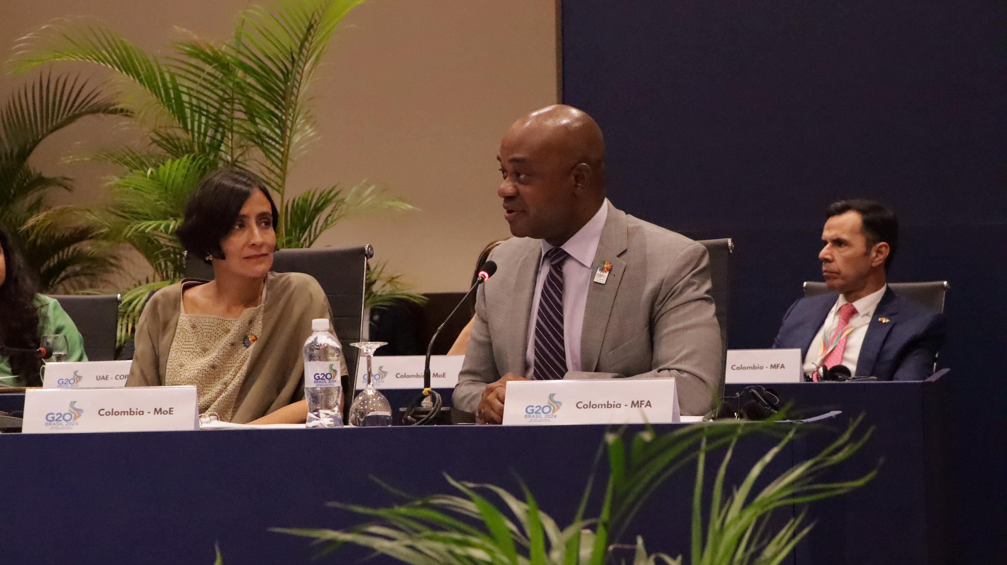 El ministro de Relaciones Exteriores de Colombia, Luis Gilberto Murillo, en visita a Brasil.