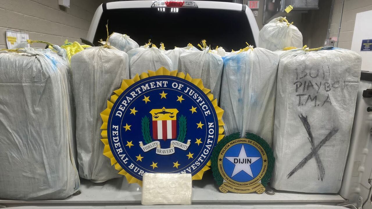 Exclusivo: video del FBI en operativo para incautar dos toneladas de cocaína que salieron en lanchas rápidas desde La Guajira.