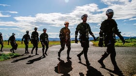 Ingenieros militares en la búsqueda de personas.