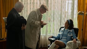 Saín Castro , Juan Carlos Benjumea y Juanita Arias en 'Policíaco sin crimen', de Darío Vargas. Escena de la película