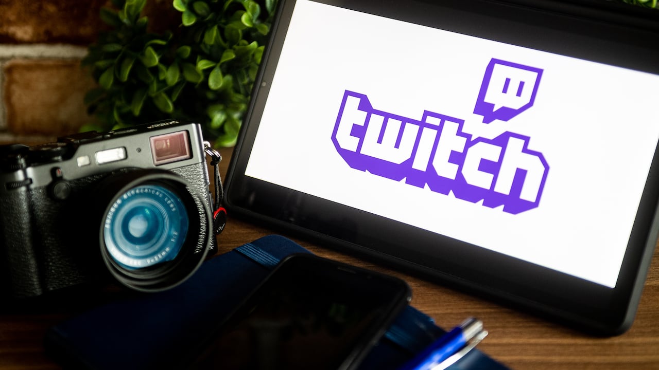 La plataforma informó que es necesario “establecer un estándar más sólido” y ampliar las restricciones nominales en la plataforma para continuar fomentando una comunidad global, diversa e inclusiva.