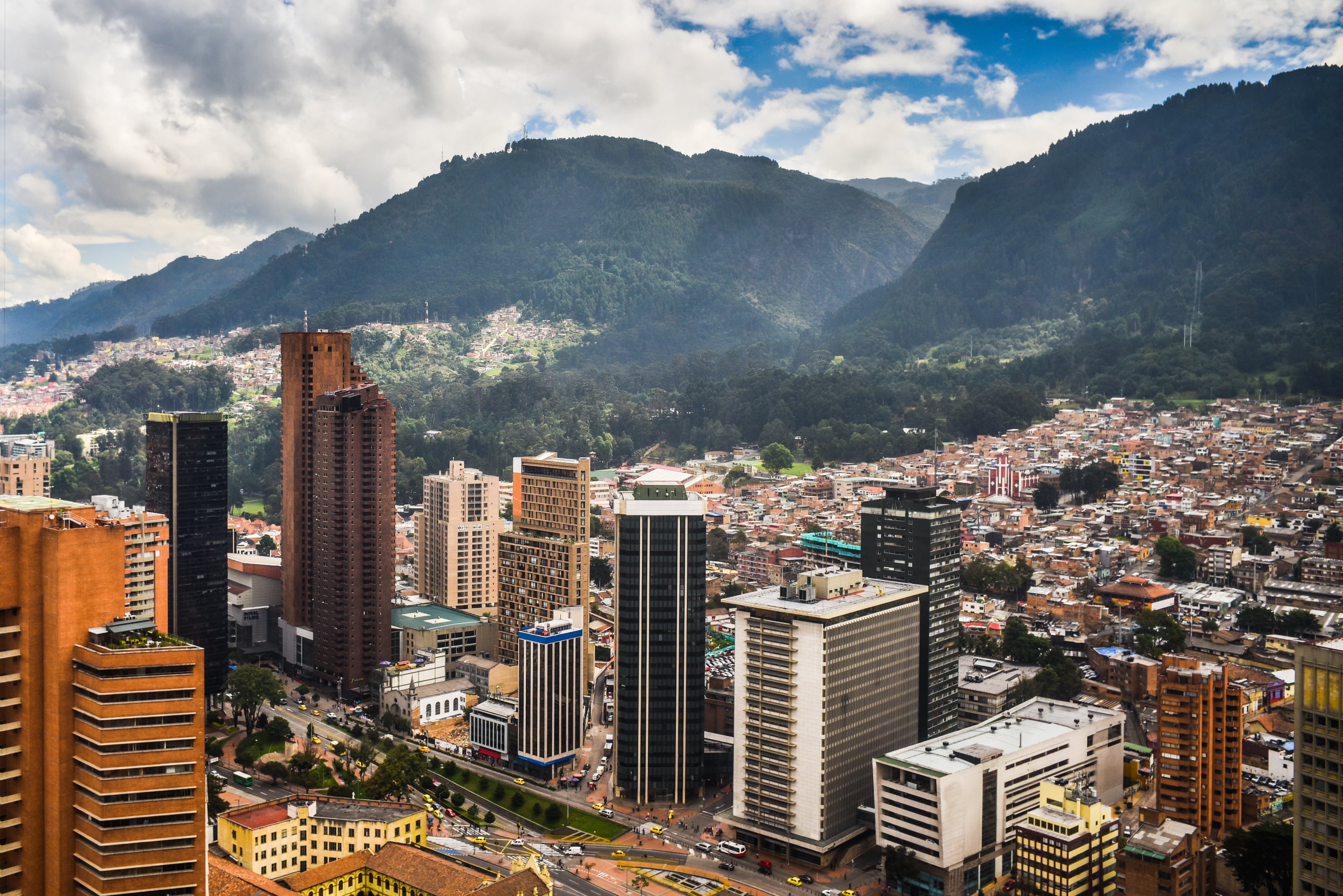 Imagen de Bogotá. La región Andina tendrá una jornada con cielo entre ligero y parcialmente nublado.