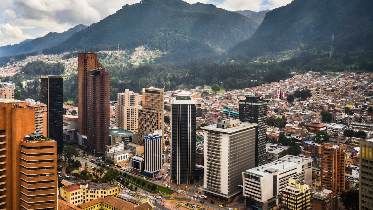 Imagen de Bogotá. La región Andina tendrá una jornada con cielo entre ligero y parcialmente nublado.
