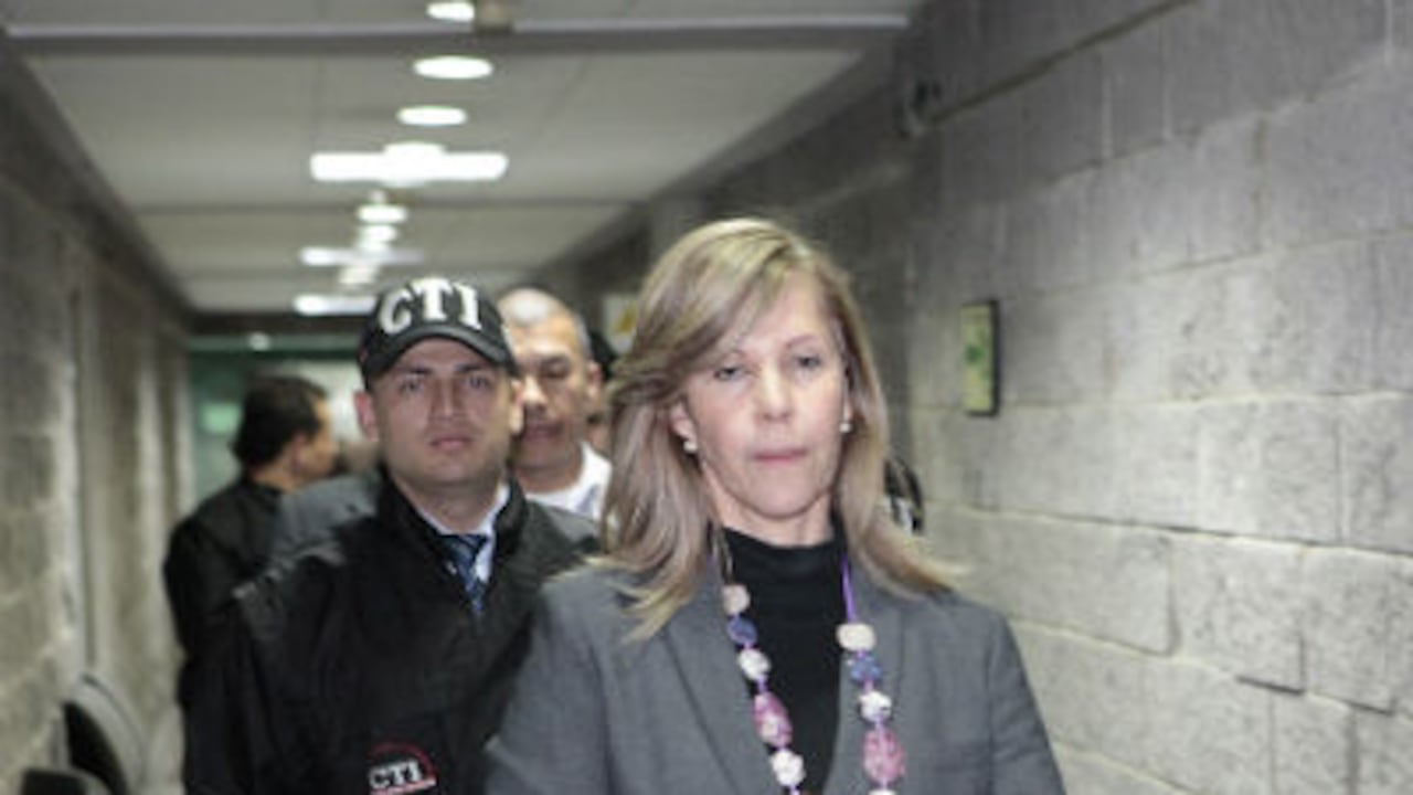 La senadora Dilián Francisca Toro permanece en el búnker de la Fiscalía