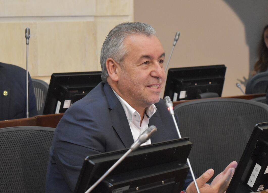 Senador Jorge Eduardo Londoño.