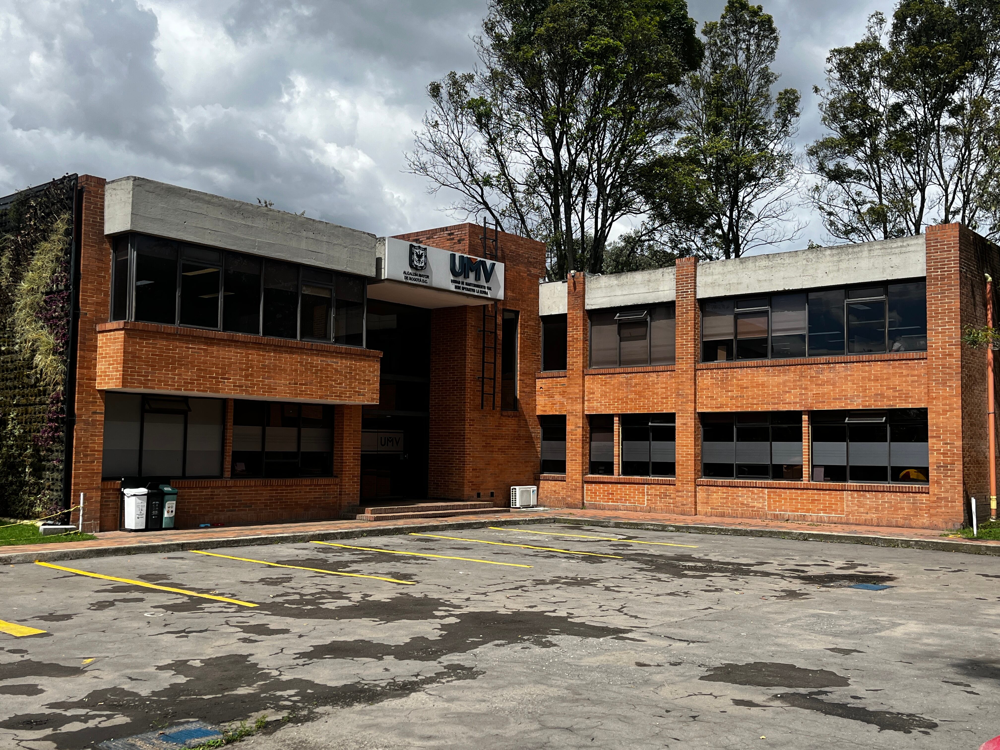 Unidad de Rehabilitación y Mantenimiento Vial