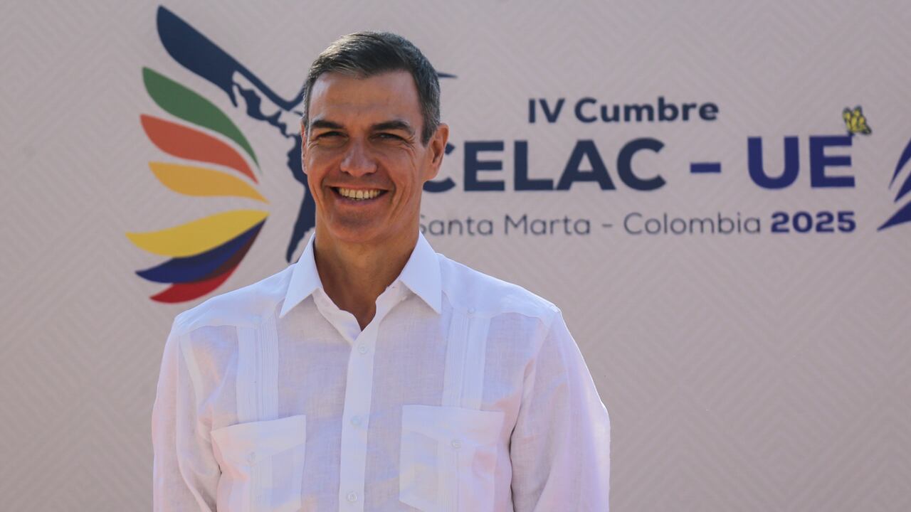 El presidente del gobierno de España, Pedro Sánchez, a su llegada al Centro de Convenciones Estelar Santamar, para participar en la IV Cumbre CELAC- UE.