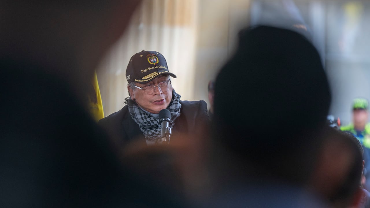 El presidente, Gustavo Petro, durante la promulgación presidencial de la Ley Ángel y Ley Lorenzo, en Bogotá, el 23 de abril de 2025