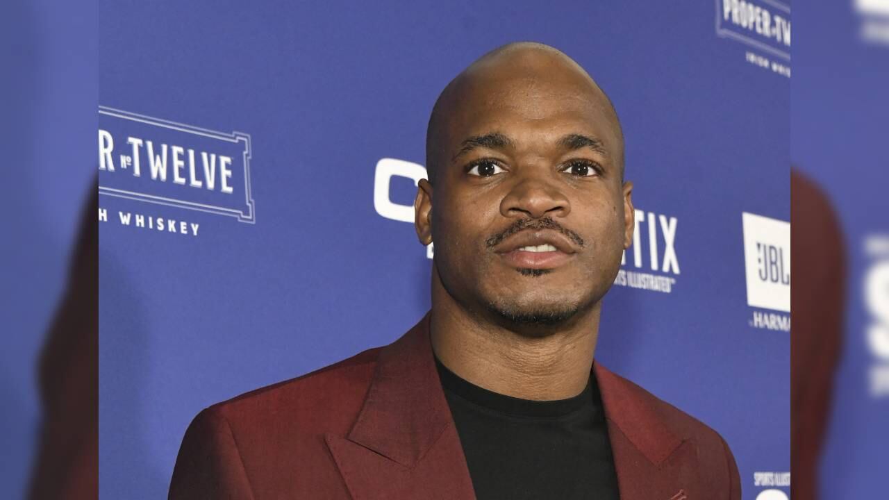 Adrián Peterson en la fiesta del Super Bowl 12 de febrero de 2022 en Los Ángeles, California. Rodin Eckenroth/Getty Images/AFP