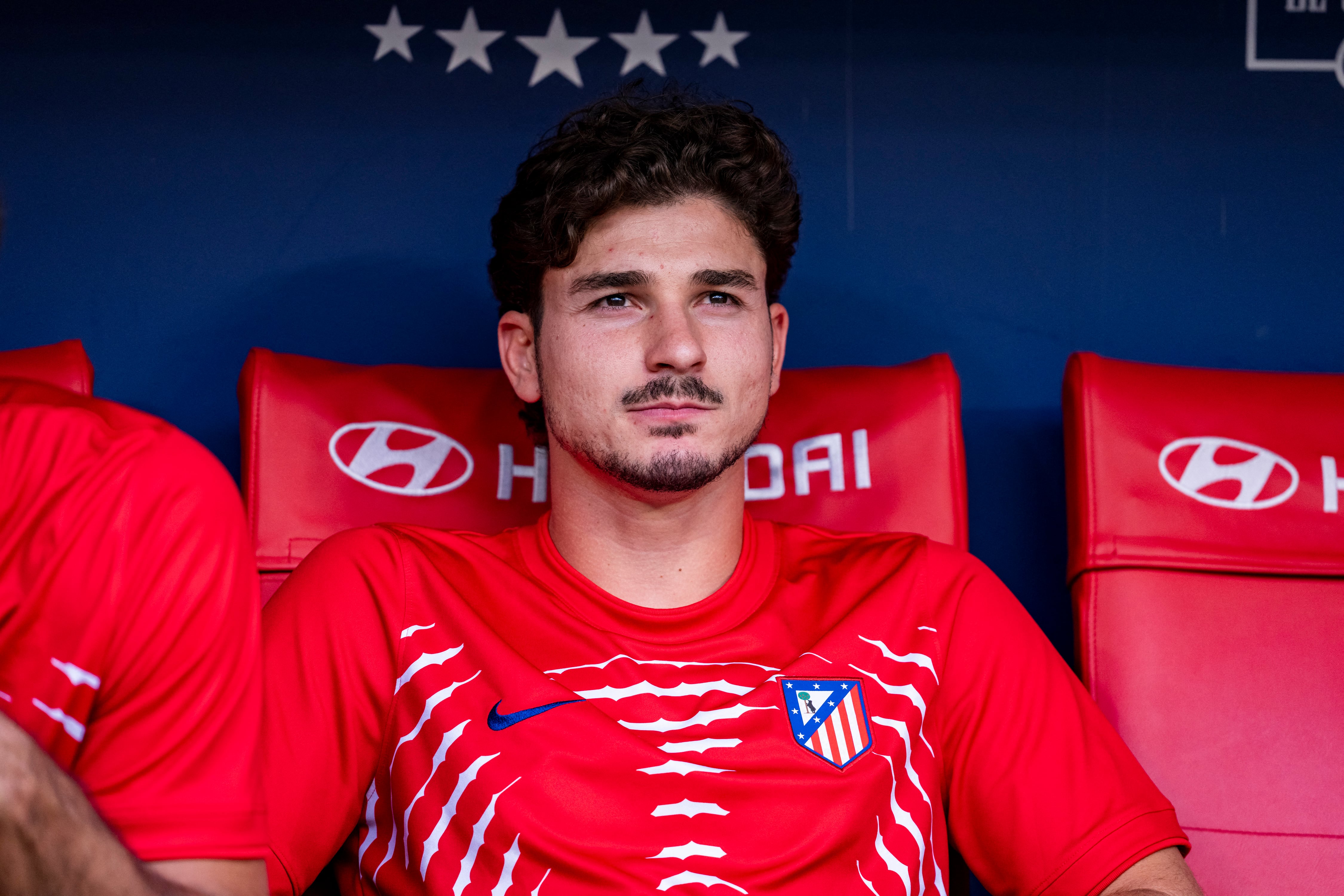 Julian Alvarez of Atletico de Madrid sits on the bench prior to the LaLiga EA Sports football match between Atletico de Madrid and Villarreal CF at Riyadh Air Metropolitano in Madrid, Spain, on August 23, 2026. (Photo by Alberto Gardin/NurPhoto) (Photo by Alberto Gardin / NurPhoto via AFP)