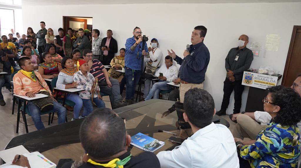 Ministerio de Educación y Minga Indígena de Risaralda llegan a acuerdo para retomar la prestación del servicio educativo.