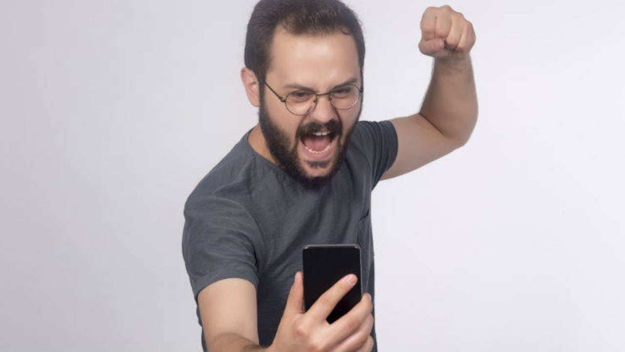 Los memes que ha dejado la caída de WhatsApp en varias partes del mundo