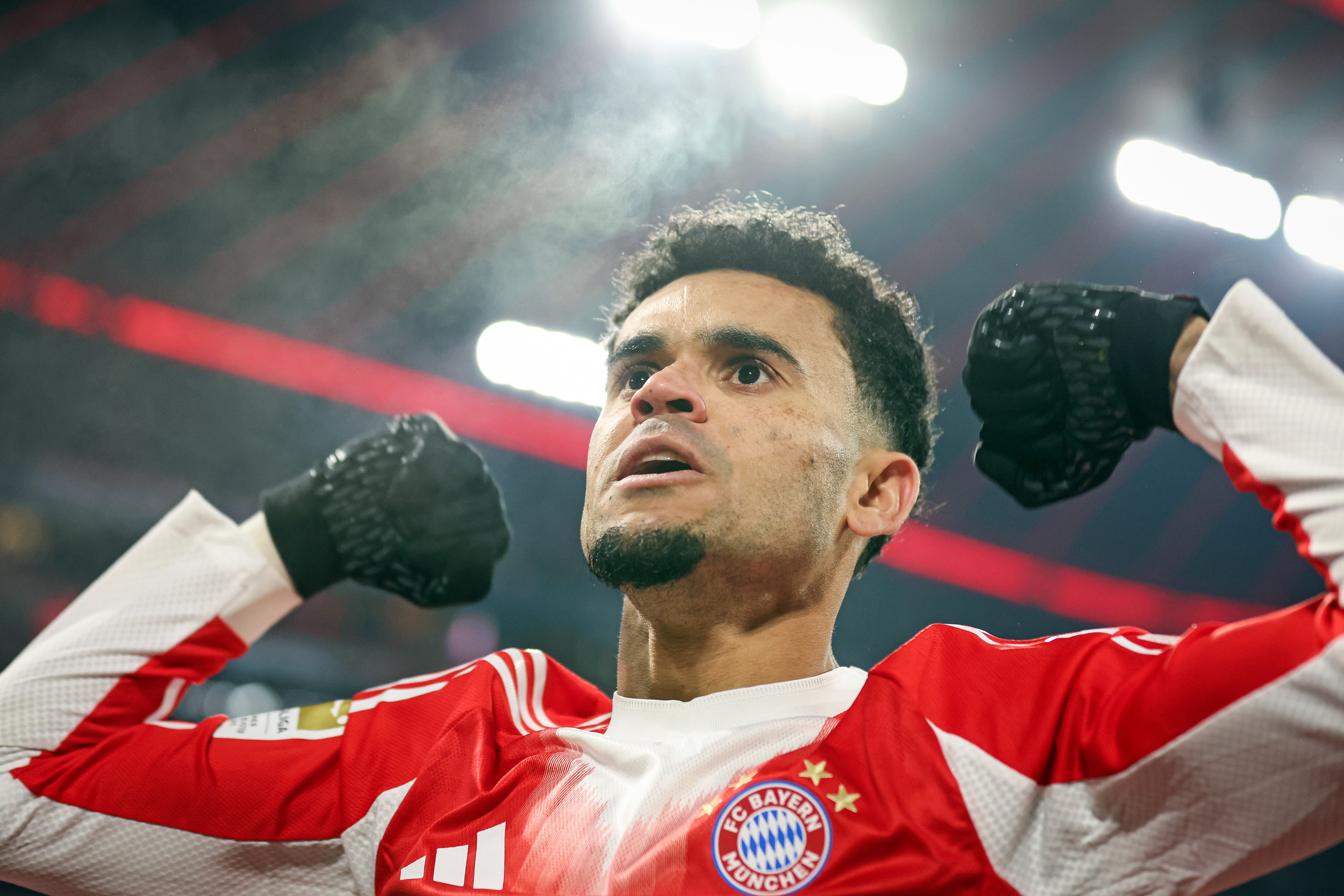 MUNICH, GERMANY - JANUARY 11: Luis Diaz of Bayern Muenchen celebrates the goal 1:0 during the Bundesliga match between FC Bayern München and VfL Wolfsburg at Allianz Arena on January 11, 2026 in Munich, Germany. (Photo by Stefan Matzke - sampics/Getty Images)