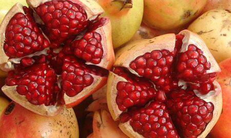 La granada es rica en polifenoles, taninos y vitamina C.