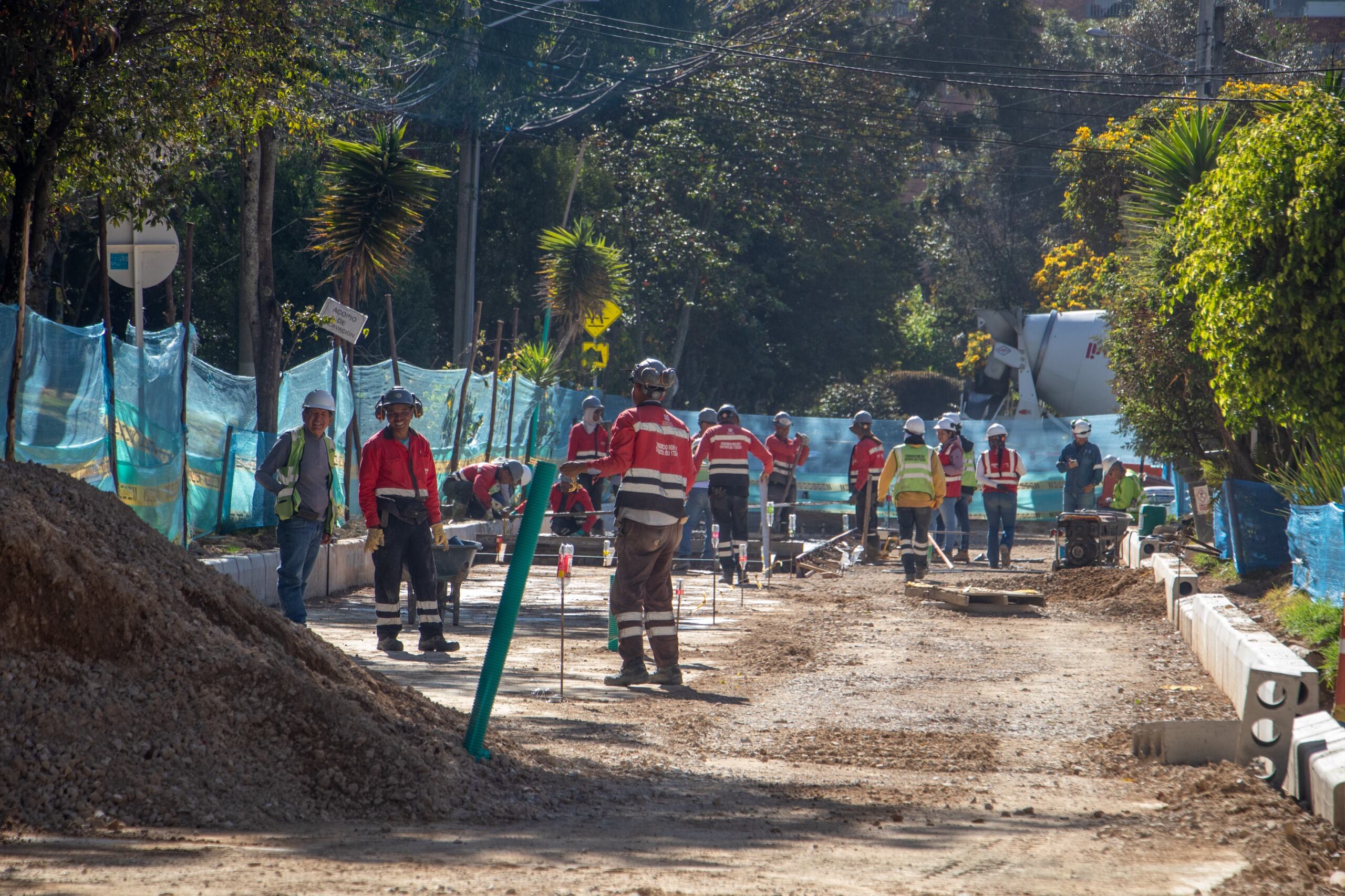 Hay incumplimientos en la entrega de la obra de la plaza fundacional en Suba. Hoy, el porcentaje es del 20.15 % cuando debería estar en el 48.48 %.