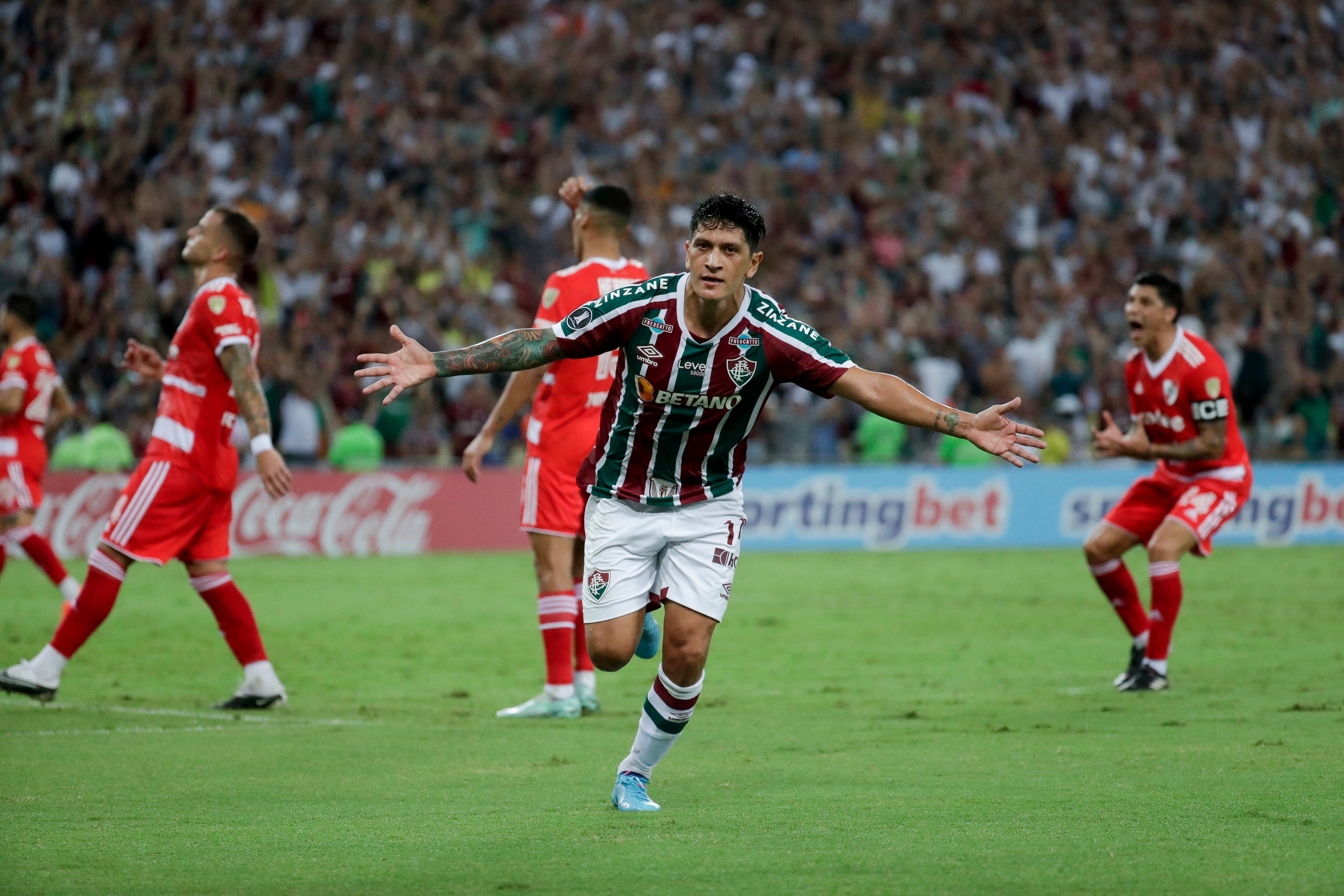 German Cano of Brazil's Fluminense celebrates scoring the opening goal against Argentina's River Plate during a Copa Libertadores group D soccer match at Maracana stadium in Rio de Janeiro, Brazil, Tuesday, May 2, 2023. (AP Photo/Bruna Prado)
