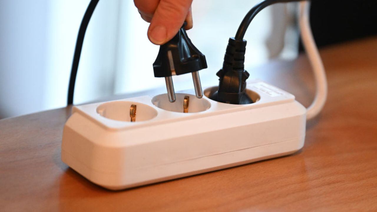 Uso de una regleta eléctrica.