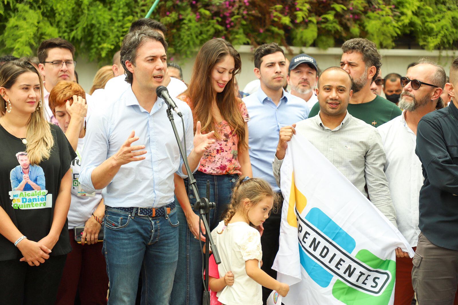 Daniel Quintero en rueda de prensa tras el retiro del alcalde encargado de Medellín.