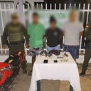 Las autoridades capturaron a tres presuntos integrantes del Clan del Golfo en la Isla de Bocachica, entre ellos dos hombres y una mujer.