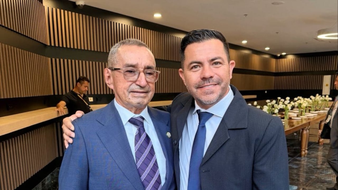 Piter Albeiro se reencuentra con don Luis.