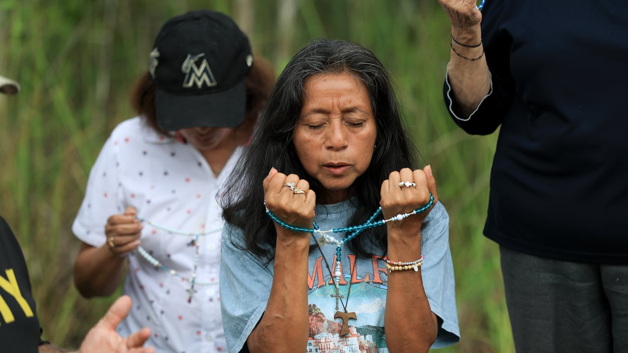 Familiares de los presos de 'Alligator Alcatraz'
