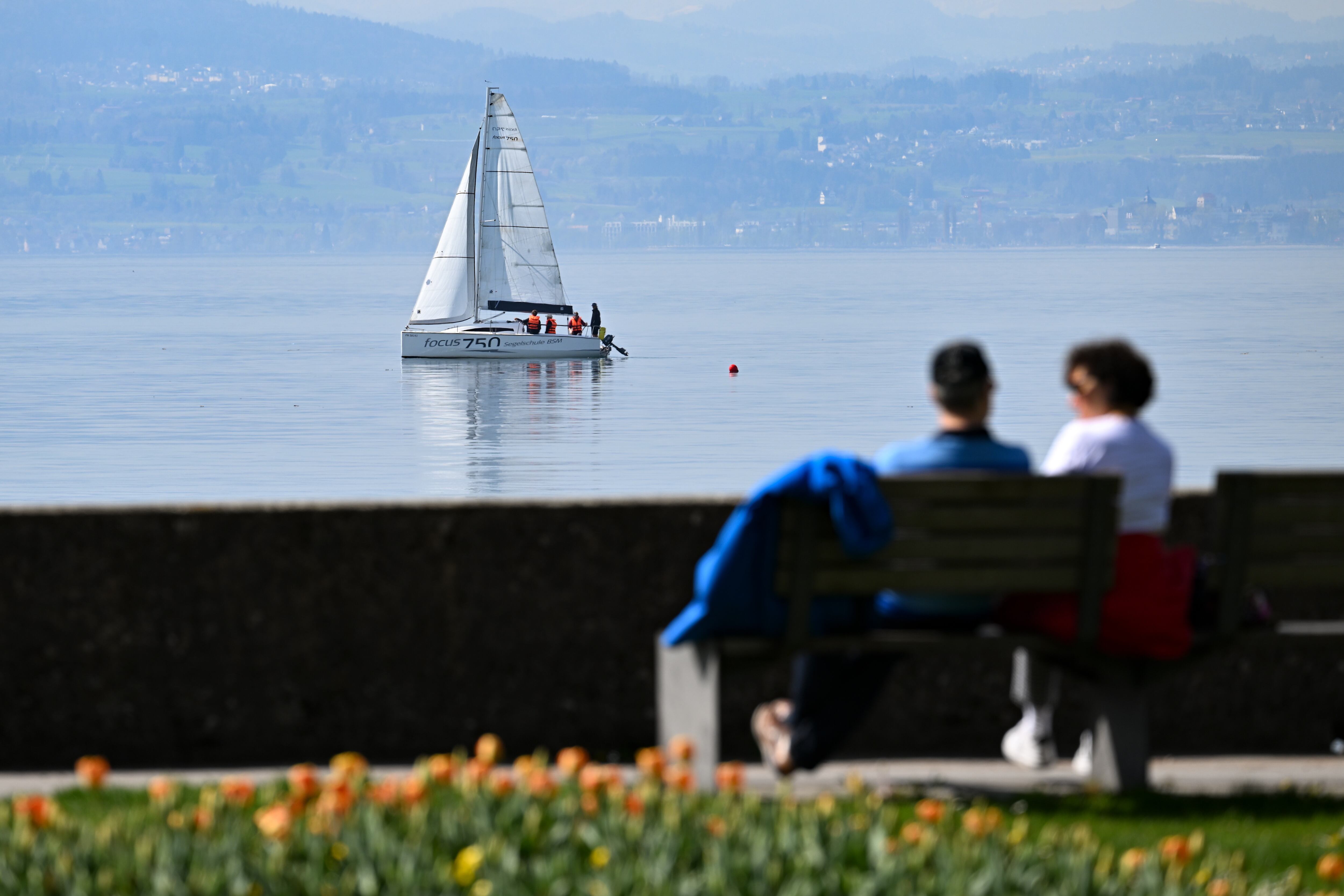 Las parejas hacen este tipo de viajes donde pueden conocer más lugares en poco tiempo
