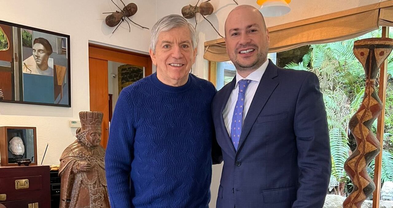 César Gaviria y el congresista Julián Peinado.