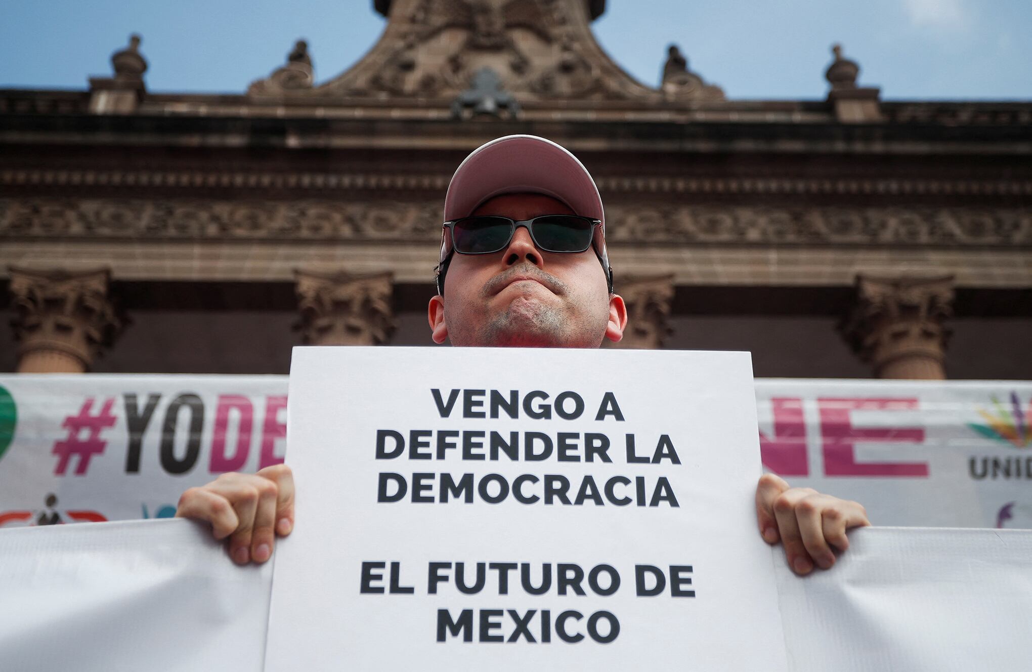 En imágenes : Miles de personas protestan en el Zócalo de la Ciudad de México