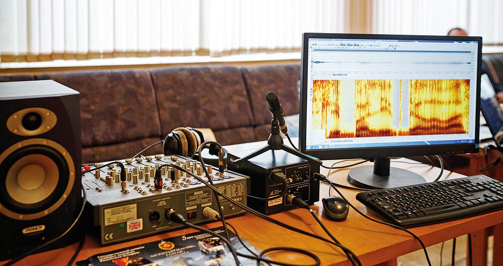 SEMANA tuvo acceso a grabaciones en las que habla una de las agentes de inteligencia que hizo los seguimientos contra el ‘Teacher’ Colmenares.