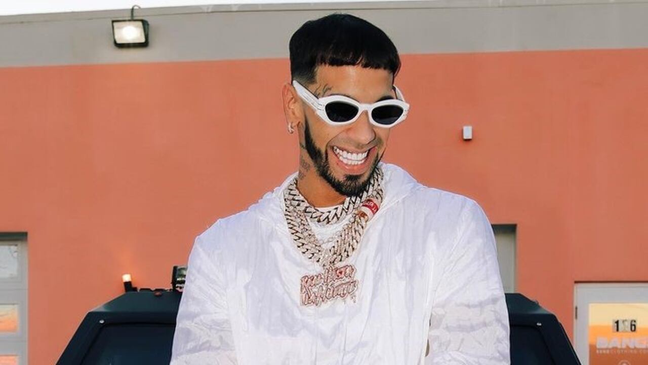 Anuel AA fue hospitalizado de urgencia