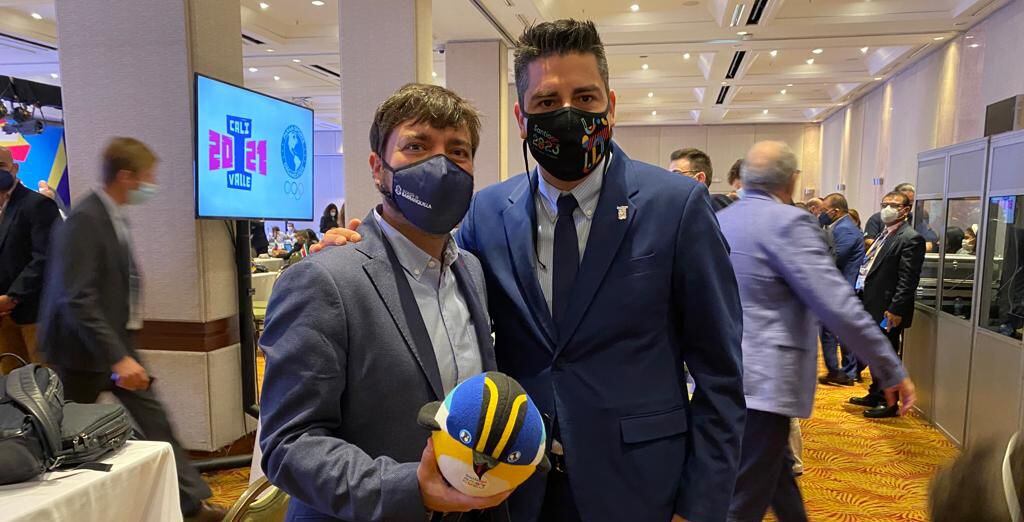Alcalde de Barranquilla viajó a Chile para hablar sobre los Juegos Panamericanos 2027.