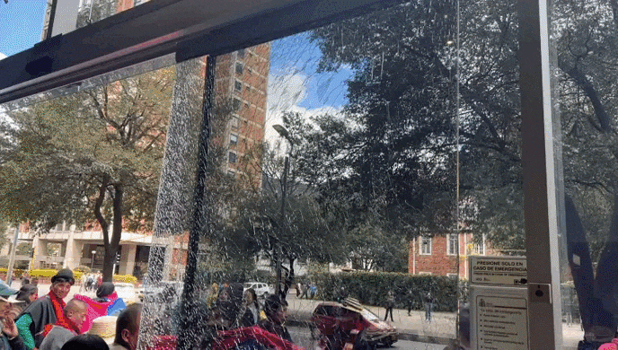 Minga indígenea irrumpe en Semana