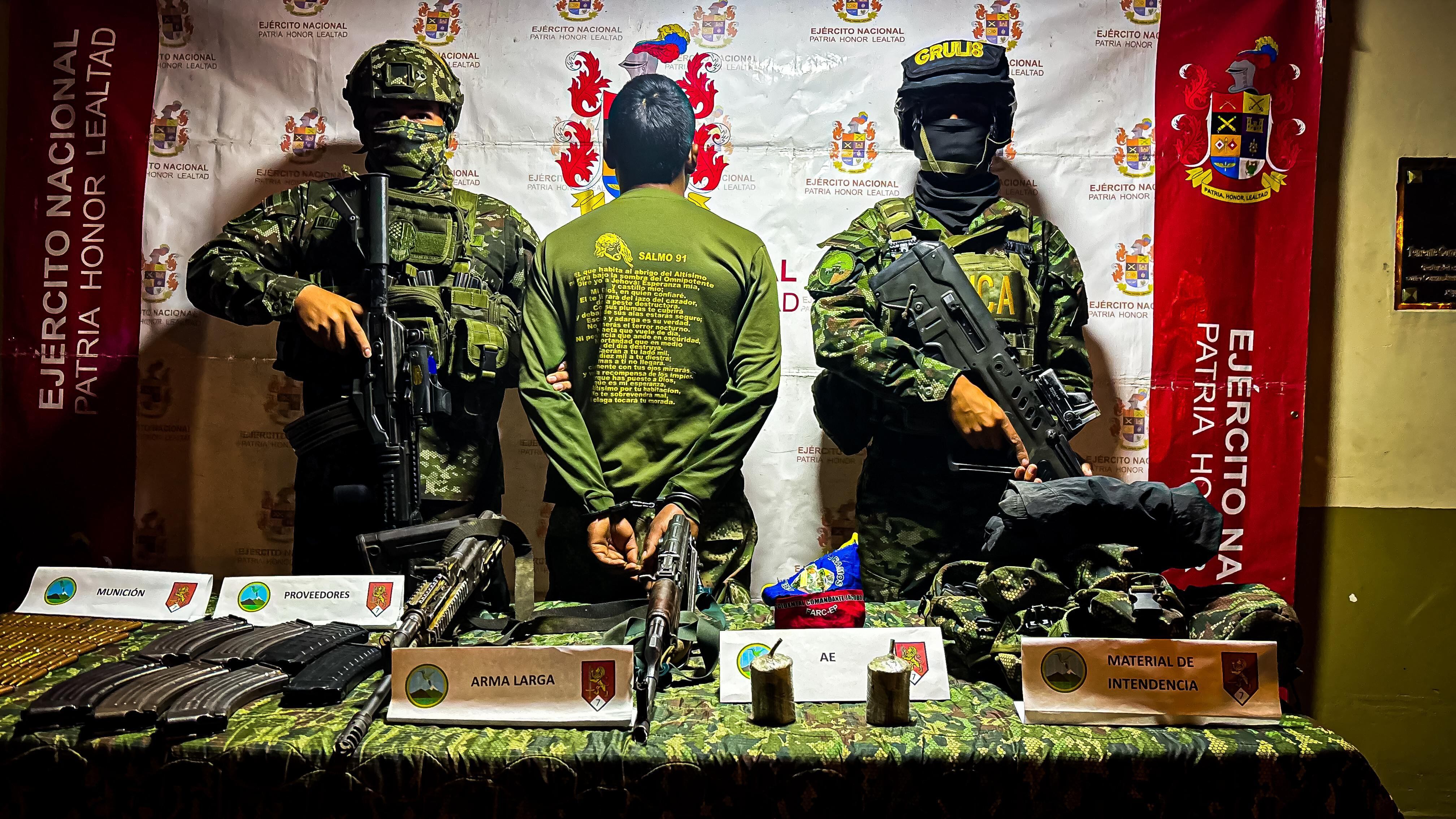 Tres disidentes de la Dagoberto Ramos murieron y uno más fue detenido, según el Ejército, en medio de un retén ilegal en Totoró, Cauca.