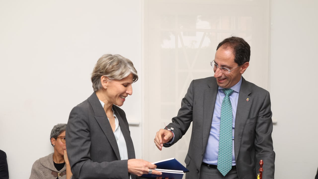 Marcela Melendez, directora de Fedesarrollo, y José Manuel Restrepo, vicepresidente del país.