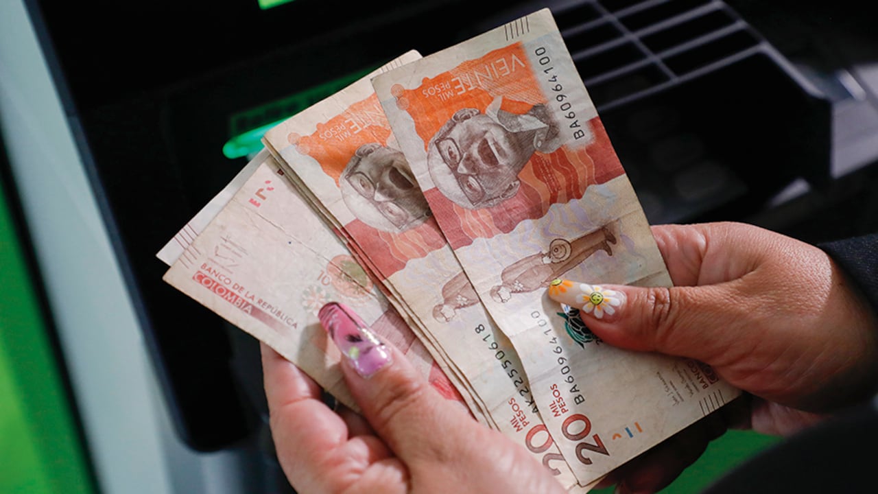 La caída en los beneficios de estas entidades financieras fue de $6,53 millones o del 51,48 %.