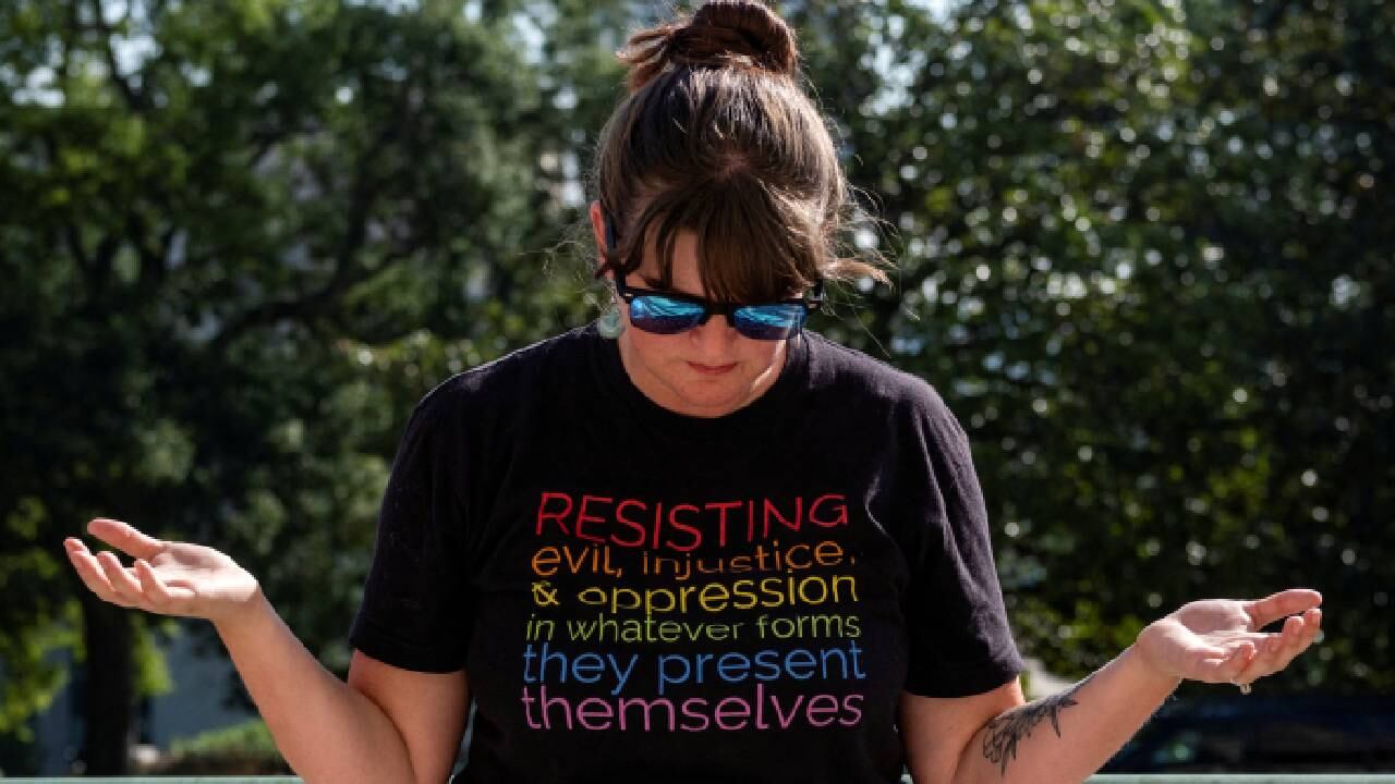 Aplicar afirmaciones positivas son el primer paso para cambiar el 'aura'.