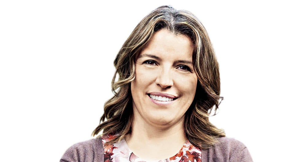 "El problema reside en que privilegiar la tarea internacional y desconocer la función social nacional han generado una desconexión entre la academia y el país que no redunda en beneficio de ninguno de los dos": Sandra Borda.