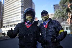 Manifestación de motociclistas en contra de la prohibición del parrillero en moto en Bogotá