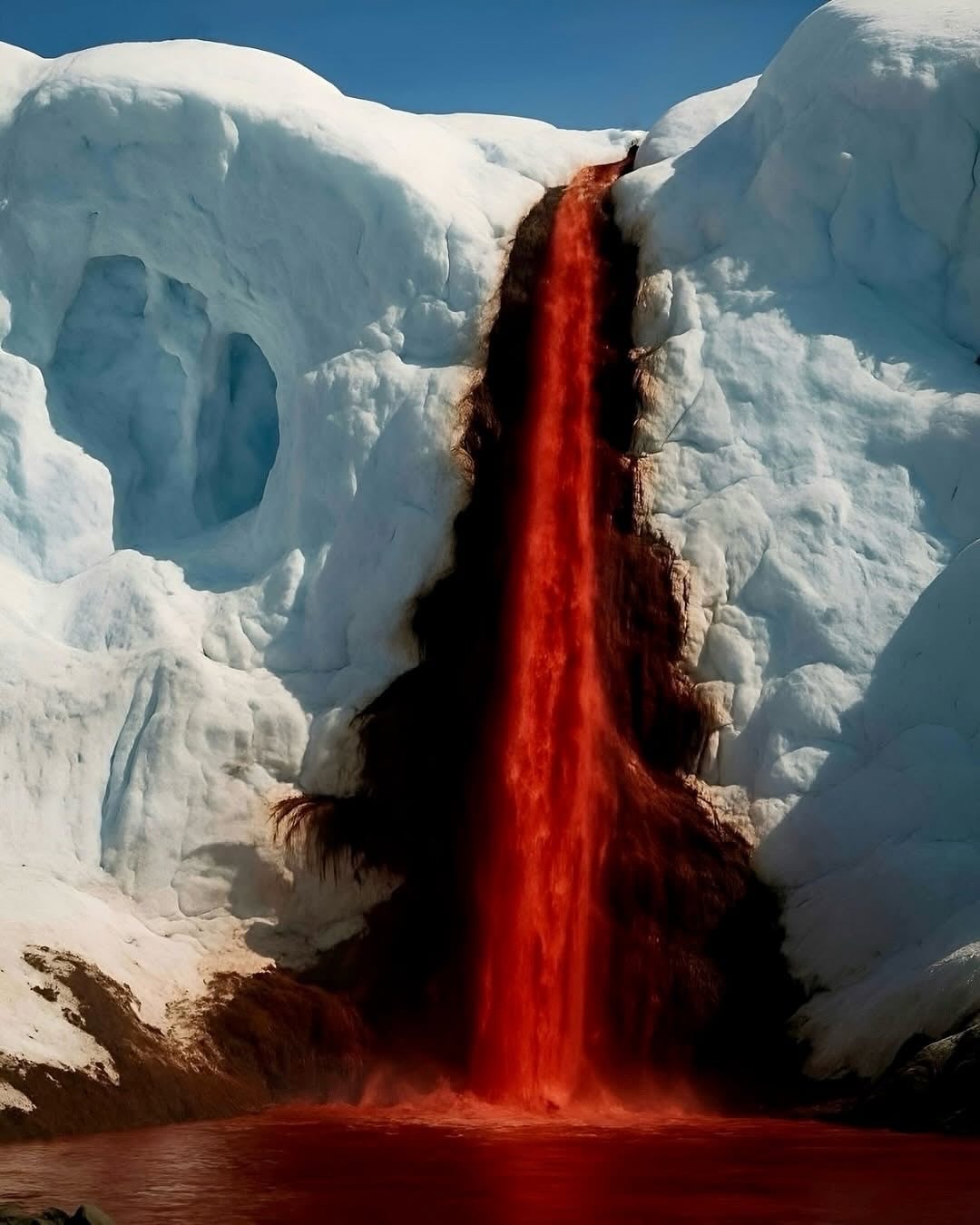 El efecto visual es similar al óxido que cubre un metal tras mucho tiempo a la intemperie.