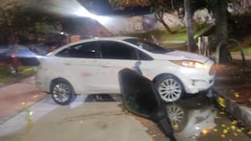El carro que arrolló a varias personas en inmediaciones del Hospital de Suba.