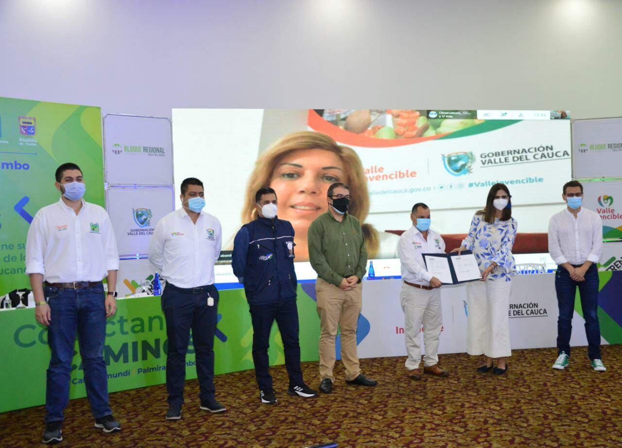 Alcaldes del Valle celebran el convenio para estudios de factibilidad del tren de cercanías