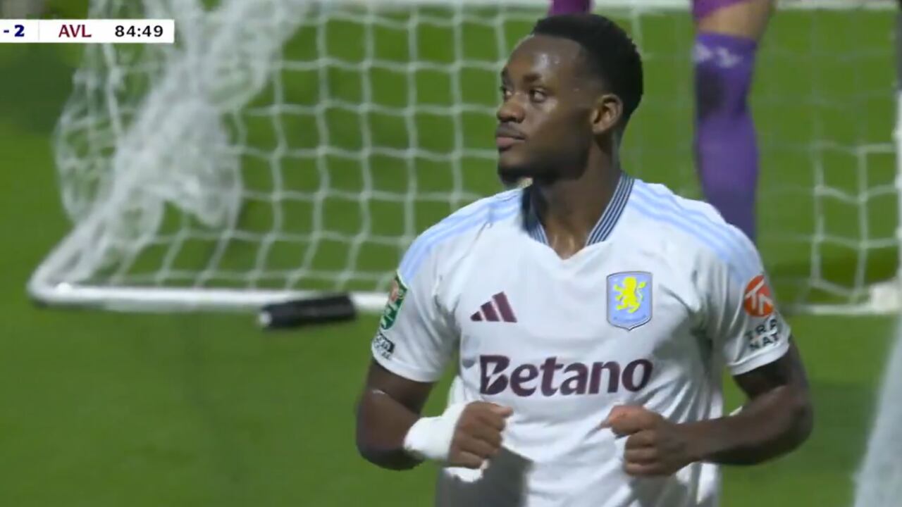 Jhon Jader Durán sigue en racha goleadora con Aston Villa.
