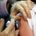 Aún muchos padres de familia se declaran escépticos ante la vacunación en niños de edades muy bajas. Alegan que todavía los estudios no demuestran la seguridad de la inmunización y piden esperar un tiempo más mientras se profundizan las investigaciones.