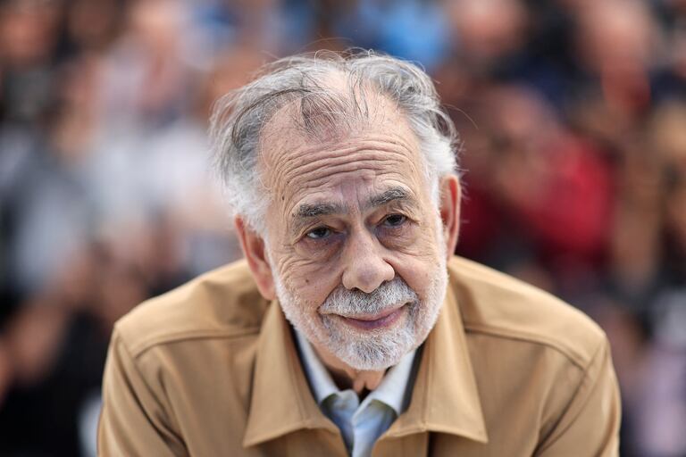 A lo largo de su carrera, Coppola ha dirigido una amplia variedad de géneros cinematográficos, desde dramas históricos hasta películas de terror y ciencia ficción.