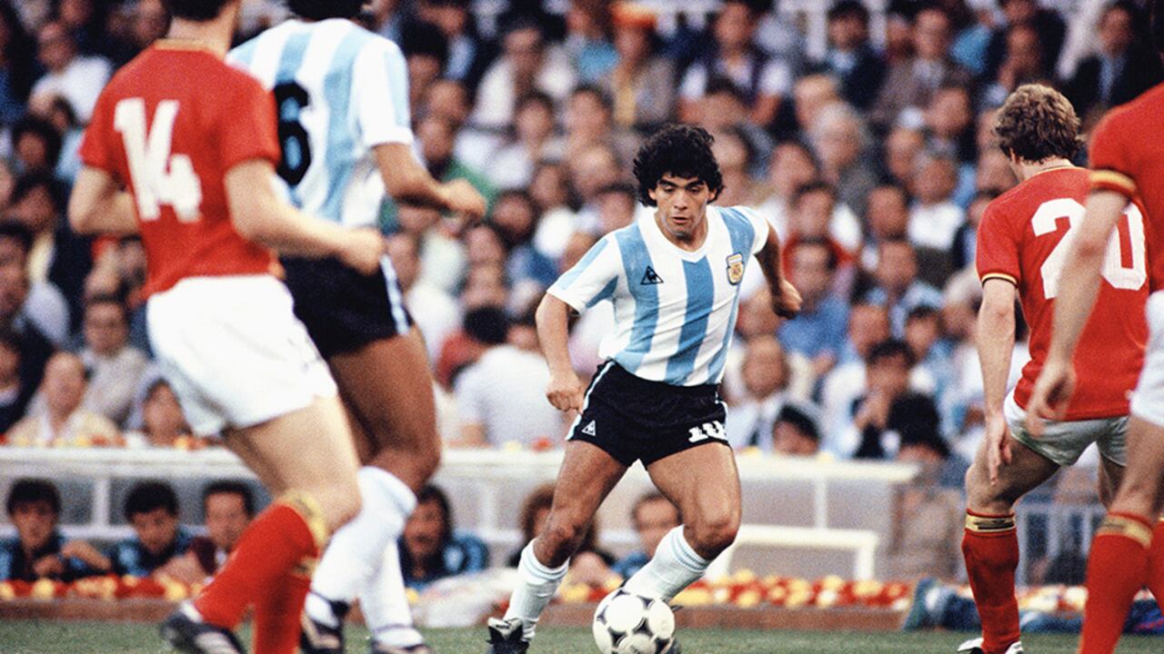 En el Camp Nou el 13 de junio de 1982, en el Mundial de España frente a Bélgica.