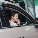 El SOC y el SOH permiten conocer diferentes aspectos relacionados con el estado de la batería de un carro eléctrico.